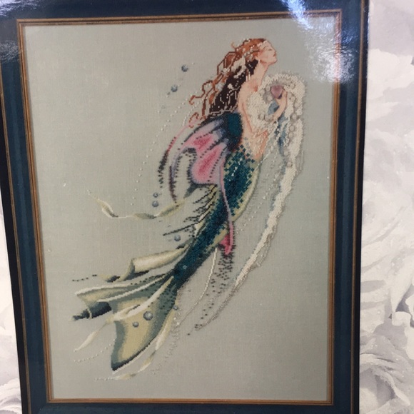 Mirabilia Mermaid of the Pearls Cross Stitch Chart MD26 - Picture 2 of 5